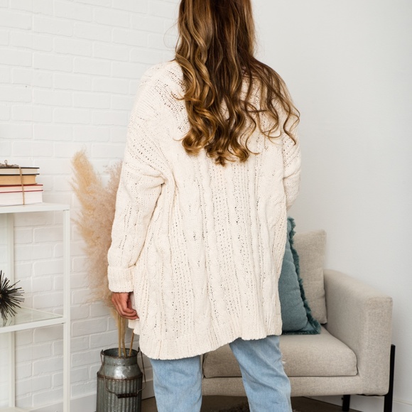 COPY - Super Soft Cable Knit Cardigan - Picture 5 of 5